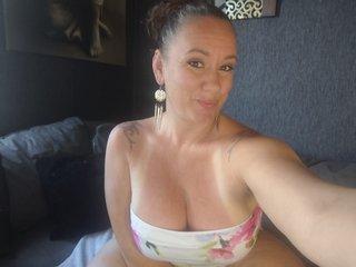 CurvyKiss