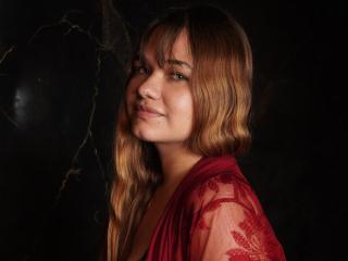Charlot_Blonde
