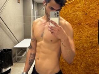 Rafa Menezes 25